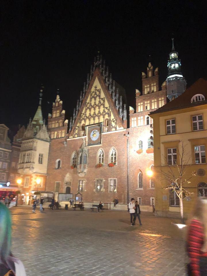 WROCLAW AS A CITY AND WHAT TO DO ON A VISIT HERE- BLOG BY SADHBH